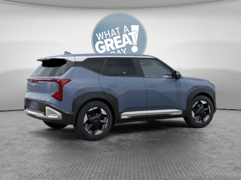 New 2027 Kia Seltos S FWD image 6