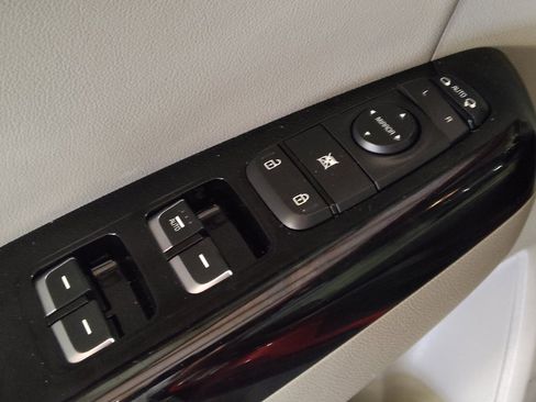 Used 2019 Kia Sportage EX FWD image 27