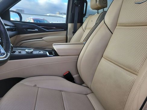 Used 2023 Cadillac Escalade Premium Luxury w/ LPO, Radiant Package AWD/4WD image 22