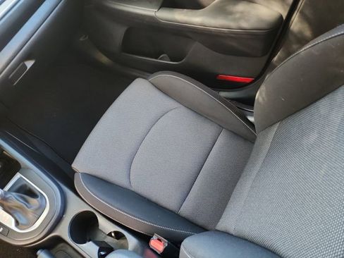 Used 2024 Kia Forte LXS image 12