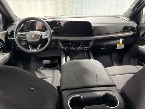 New 2026 Chevrolet Tahoe LS w/ LS Custom Edition AWD/4WD image 3