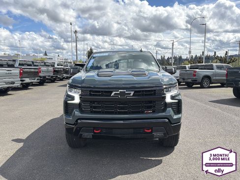 Used 2026 Chevrolet Silverado 1500 LT Trail Boss w/ Safety Package AWD/4WD image 8