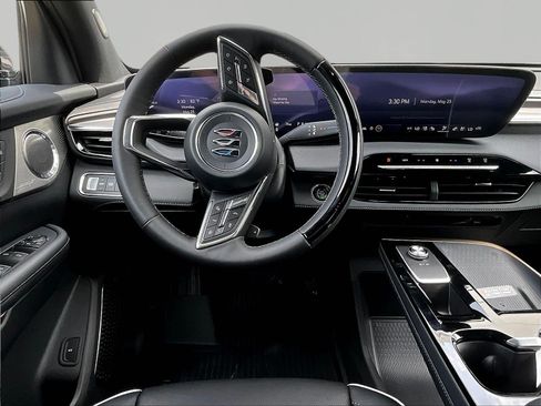 New 2026 Buick Enclave Avenir w/ Super Cruise Package FWD image 9