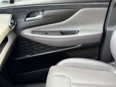 Used 2019 Hyundai Santa Fe Limited image 26