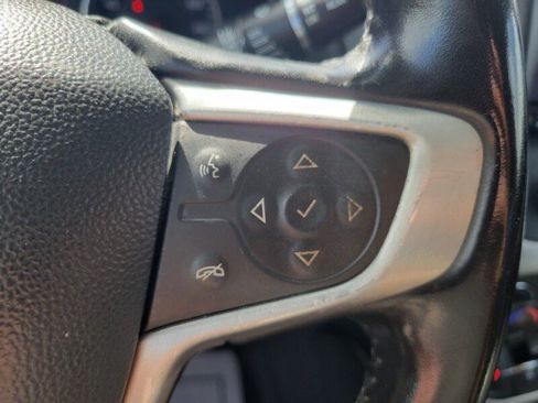 Used 2021 GMC Acadia SLT w/ Elevation Edition FWD image 17