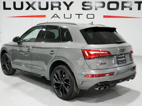 Used 2025 Audi SQ5 Premium Plus w/ Premium Plus Package image 3