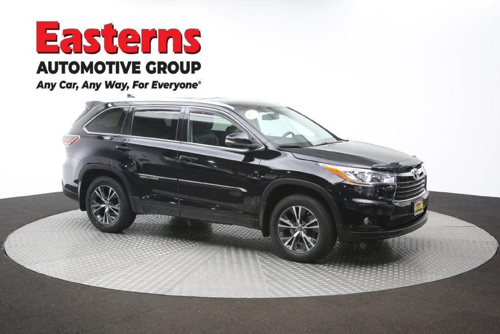 Used 2016 Toyota Highlander XLE AWD/4WD image 48