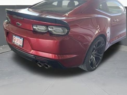 Used 2022 Chevrolet Camaro SS RWD image 13
