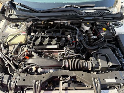 Used 2019 Honda Civic Sport image 24
