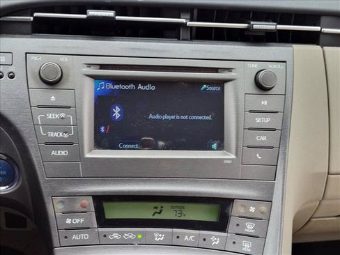 Used 2015 Toyota Prius Two FWD image 12