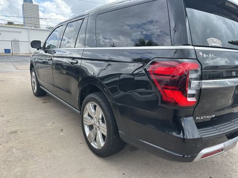 Used 2022 Ford Expedition Max Platinum AWD/4WD image 4