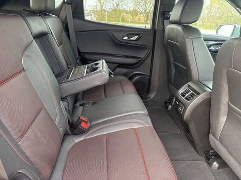 Used 2025 Chevrolet Blazer RS FWD image 17