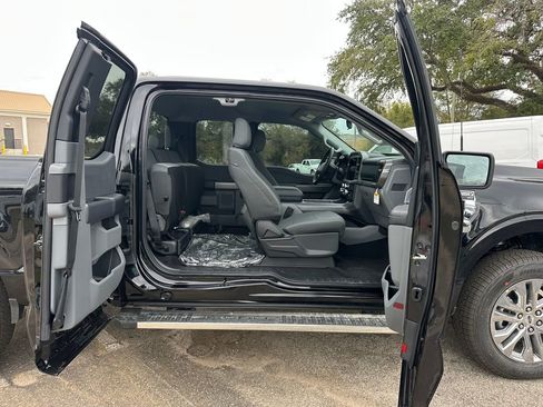 New 2026 Ford F150 XLT w/ XLT Chrome Appearance Package image 41