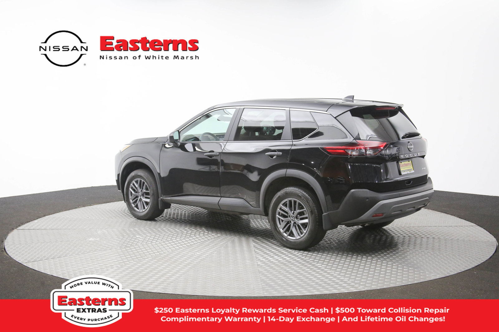 Used 2023 Nissan Rogue S AWD/4WD image 59