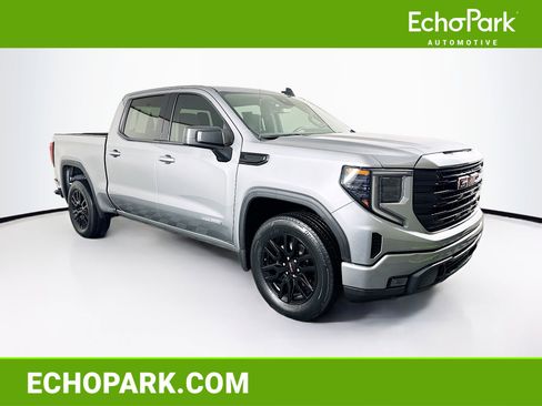 Used 2023 GMC Sierra 1500 Elevation image 1