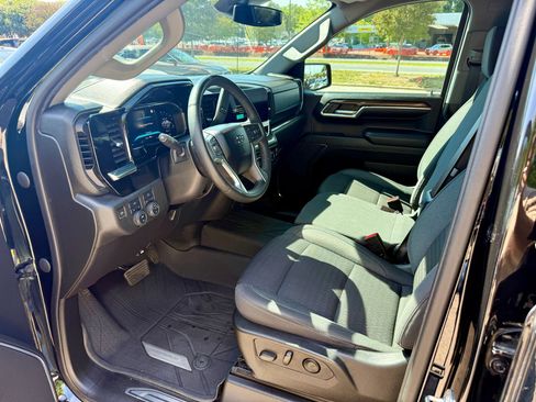 Used 2023 Chevrolet Silverado 1500 RST w/ Protection Package AWD/4WD image 9