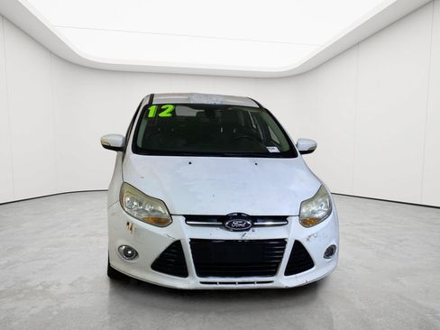 Used 2012 Ford Focus SEL FWD image 2
