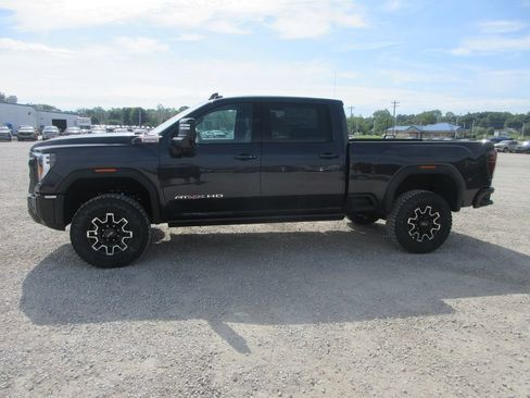 New 2026 GMC Sierra 2500 AT4X AWD/4WD image 10