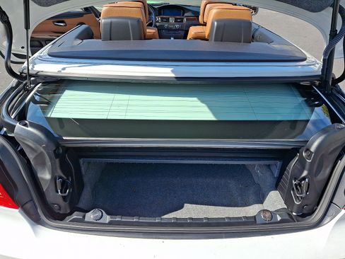 Used 2011 BMW 335i Convertible RWD image 28