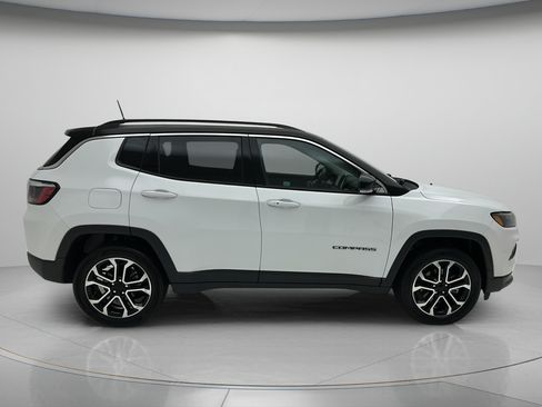 Used 2022 Jeep Compass Limited AWD/4WD image 6