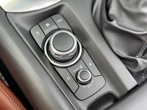 Used 2022 MAZDA MX-5 Miata Grand Touring w/ Appearance Package image 30