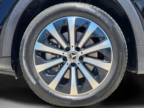 Certified 2023 Mercedes-Benz GLB 250 4MATIC image 30