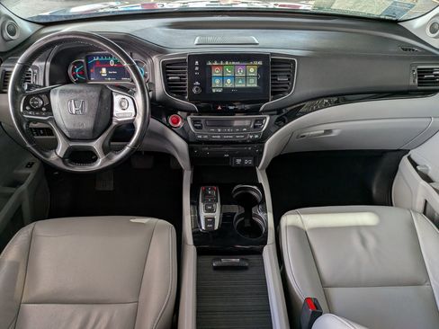 Used 2020 Honda Pilot Touring image 31