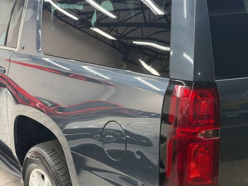 Used 2020 Chevrolet Suburban LT AWD/4WD image 12