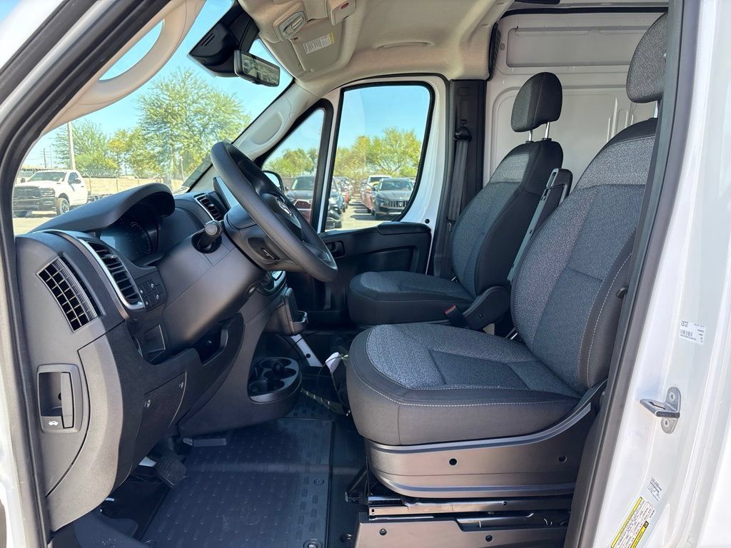 New 2026 RAM ProMaster 2500 w/ Quick Order Package 22G SLT FWD image 24