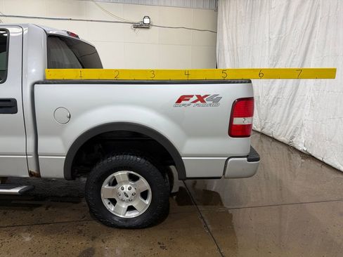 Used 2005 Ford F150 XLT AWD/4WD image 4