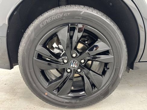 Used 2024 Buick Encore GX Sport Touring image 32