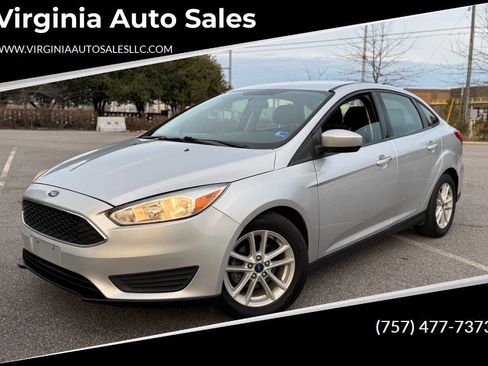 Used 2018 Ford Focus SE image 1