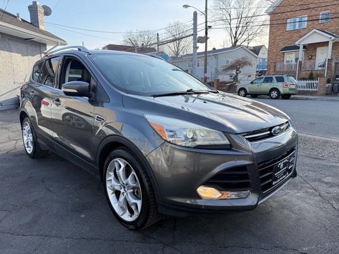 Used 2015 Ford Escape Titanium w/ Canadian Touring Package image 8