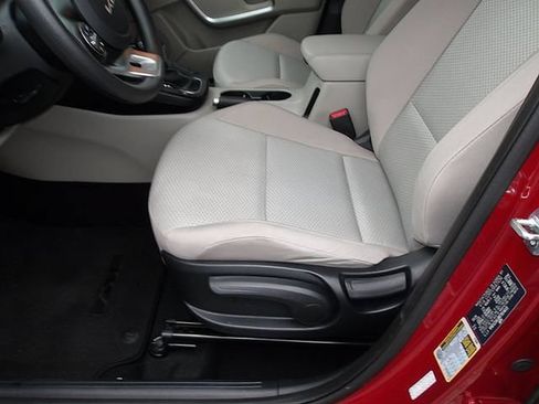 Certified 2024 Kia Soul LX FWD image 13