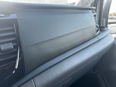 New 2025 Ford Transit 350 XLT image 18