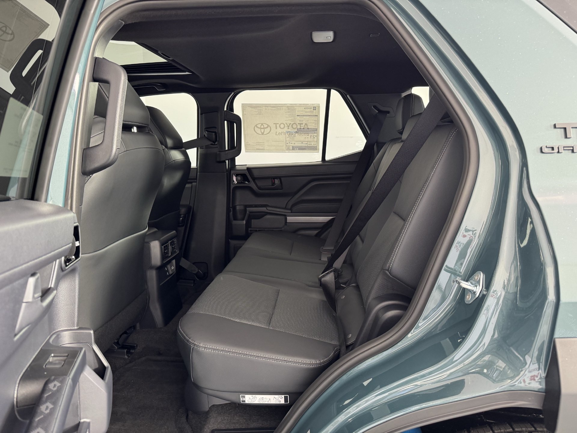 New 2026 Toyota 4Runner TRD Off-Road Premium w/ Tow Technology Package AWD/4WD image 6
