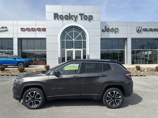 Used 2022 Jeep Compass Limited AWD/4WD video 1