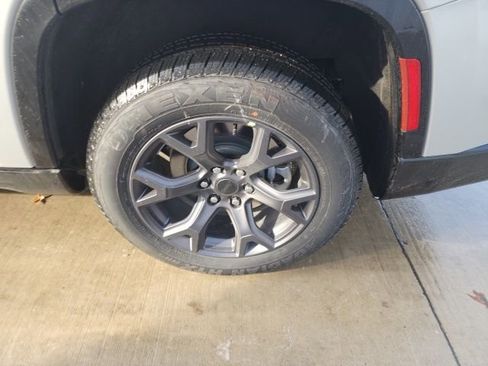 New 2026 Jeep Grand Wagoneer Limited image 26