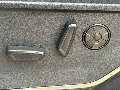 Used 2024 Ford F350 Platinum w/ Tremor Off-Road Package image 23