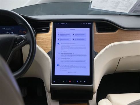 Used 2020 Tesla Model S Long Range Plus image 25