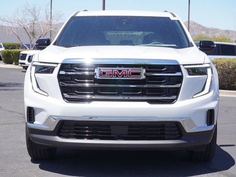 New 2025 GMC Acadia Elevation image 5