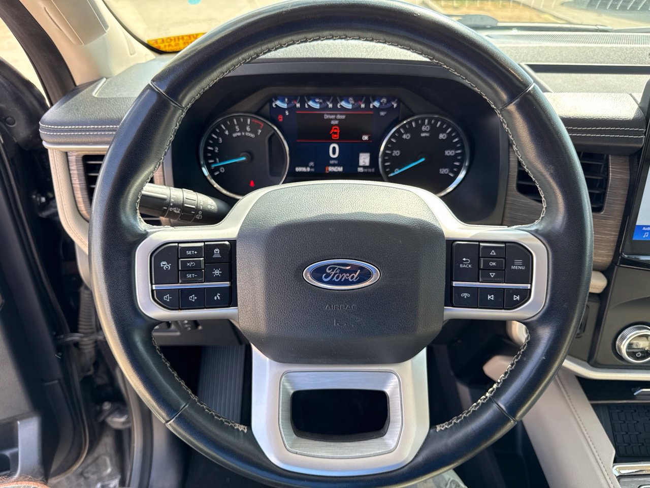Used 2024 Ford Expedition Limited RWD image 22