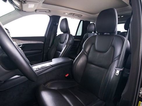 Certified 2023 Volvo XC90 B6 Ultimate w/ Protection Package image 20