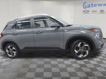 Used 2023 Hyundai Venue SEL w/ Cargo Package