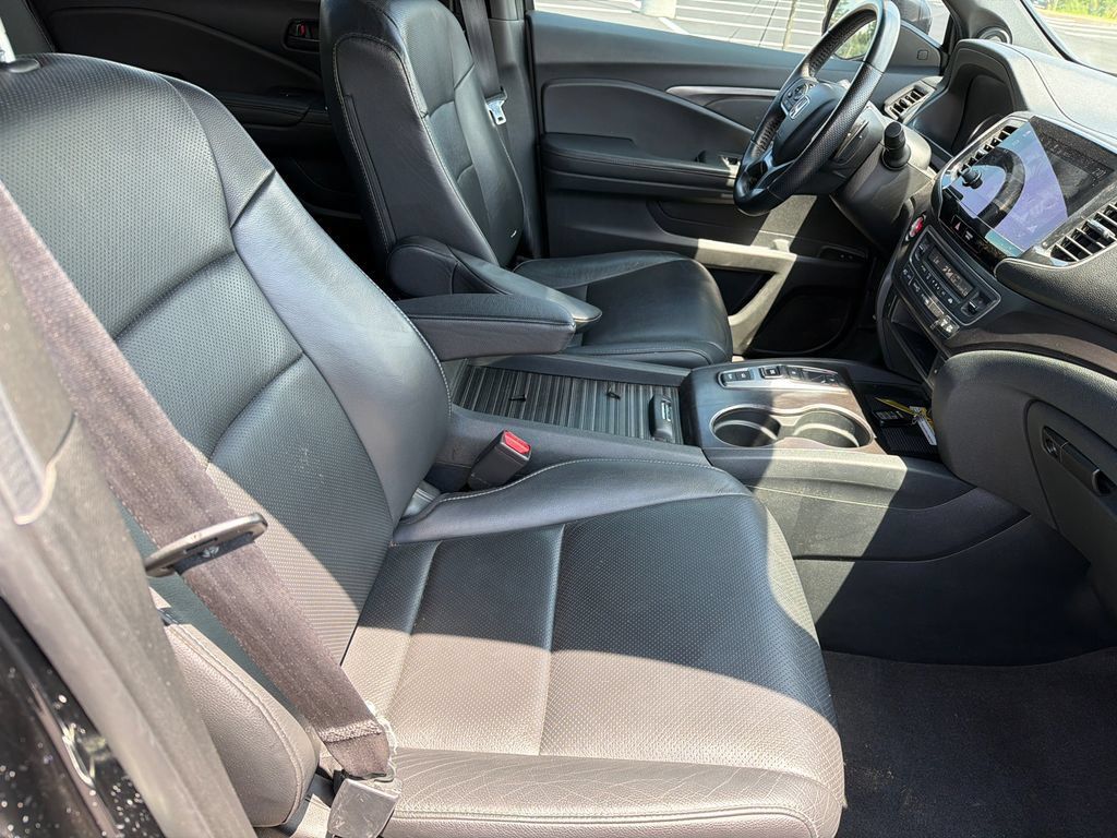Used 2022 Honda Passport EX-L image 12