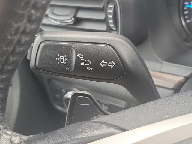 Used 2021 Ford Explorer Limited w/ Equipment Group 301A AWD/4WD image 11