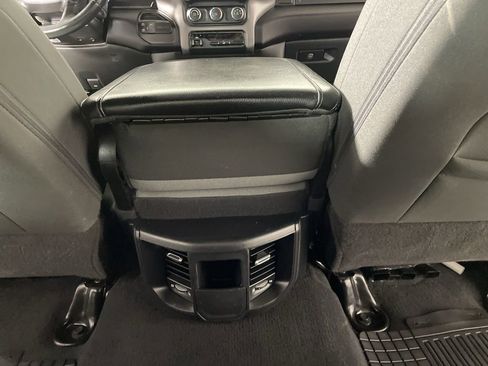 Used 2024 RAM 2500 Big Horn AWD/4WD image 19