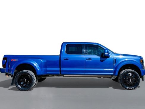 Used 2022 Ford F450 Platinum w/ FX4 Off-Road Package image 6