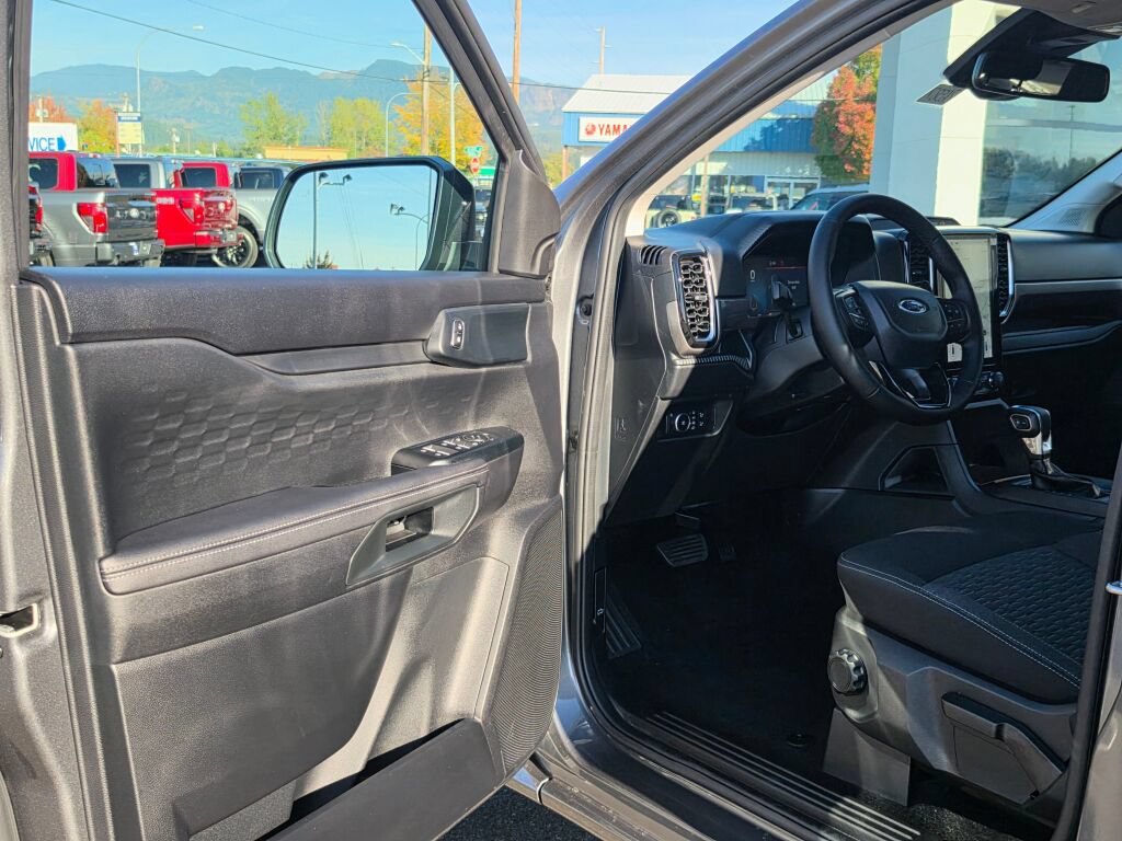 New 2026 Ford Ranger XLT w/ FX4 Off-Road Package AWD/4WD image 11