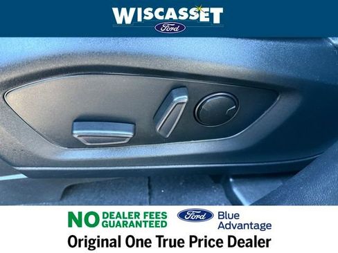 Certified 2022 Ford Explorer XLT w/ Equipment Group 202A image 22